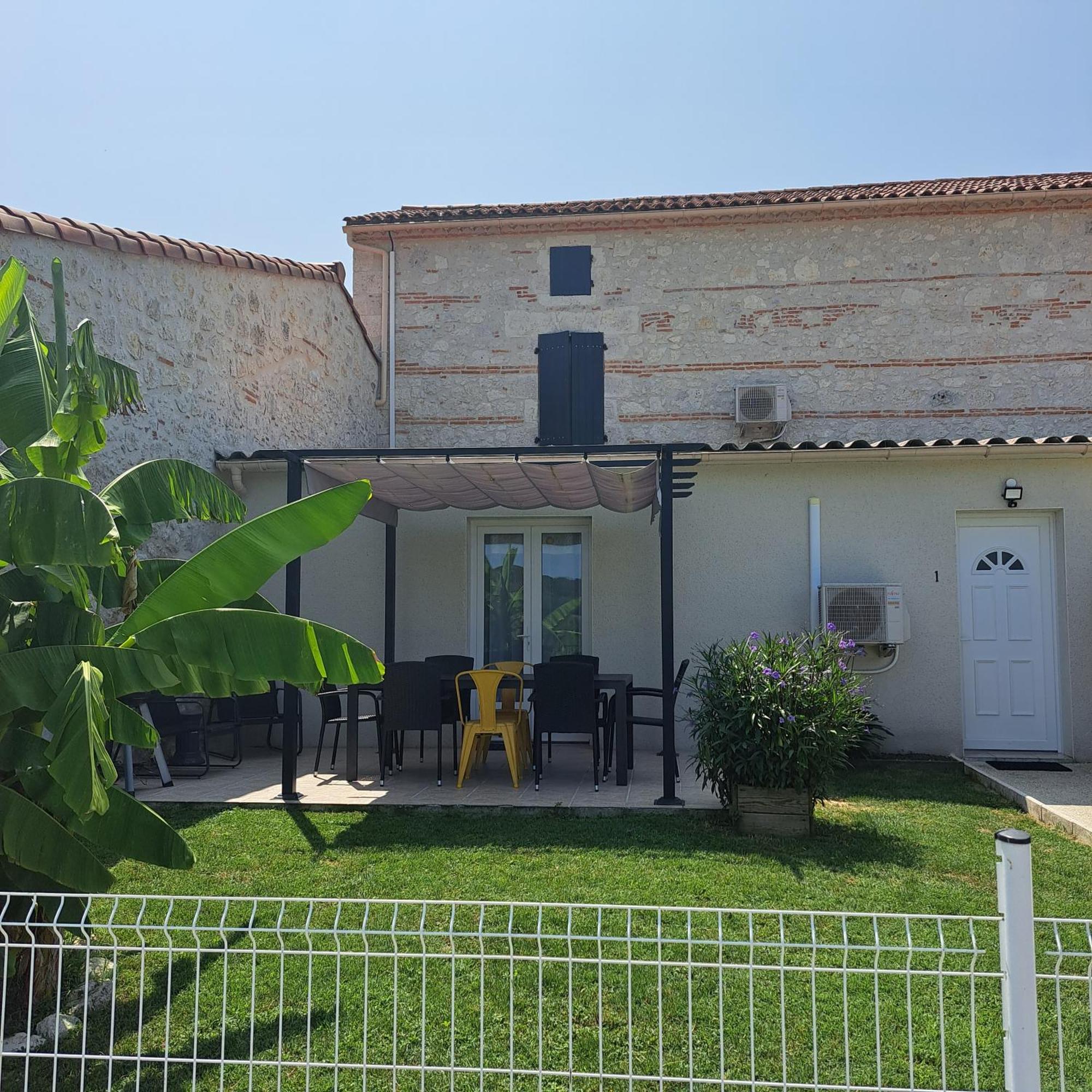 Le Domaine Vesque Villa Saint-Pierre-de-Clairac Kültér fotó