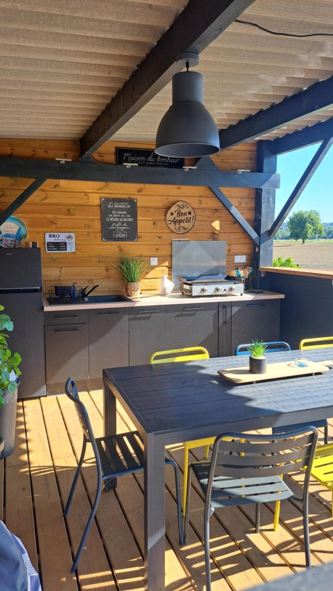 Le Domaine Vesque Villa Saint-Pierre-de-Clairac Kültér fotó
